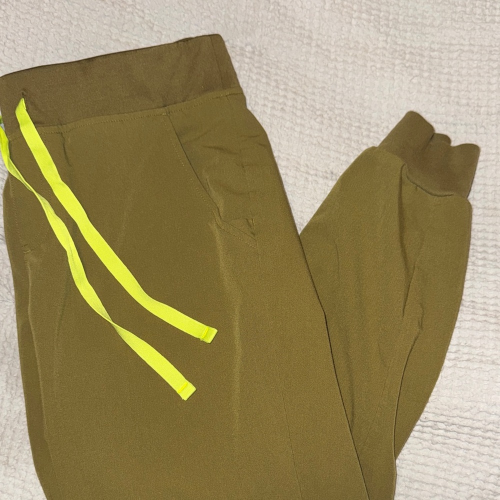 Figs Zamora Joggers Size L/P
